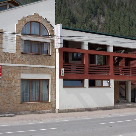 Bicaz-Chei Hotell Exteriör bild
