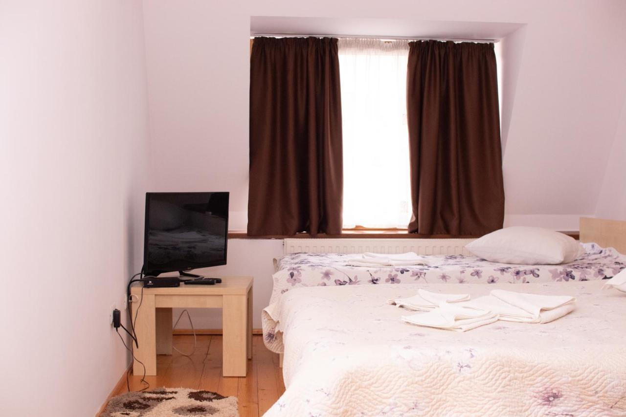 Bicaz-Chei Hotell Exteriör bild