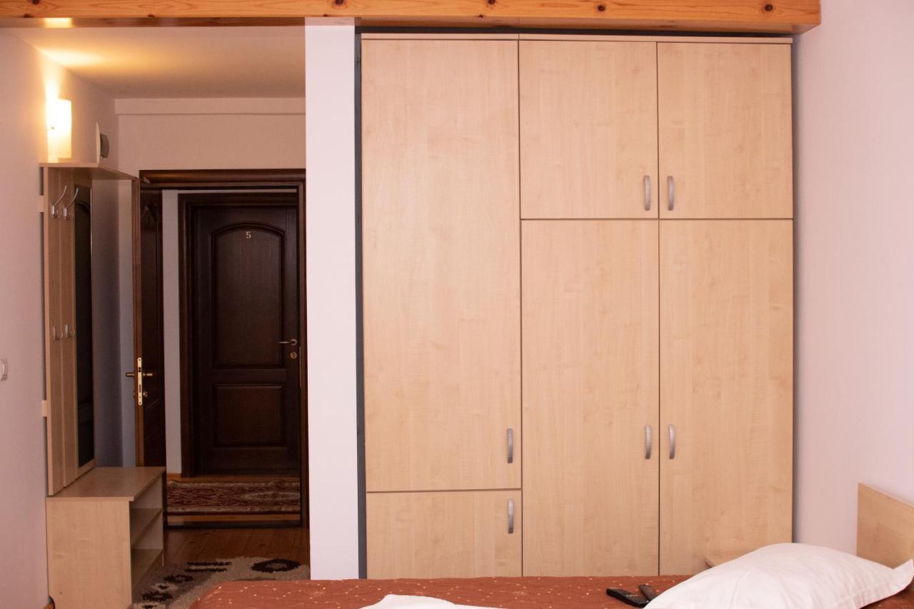 Bicaz-Chei Hotell Exteriör bild